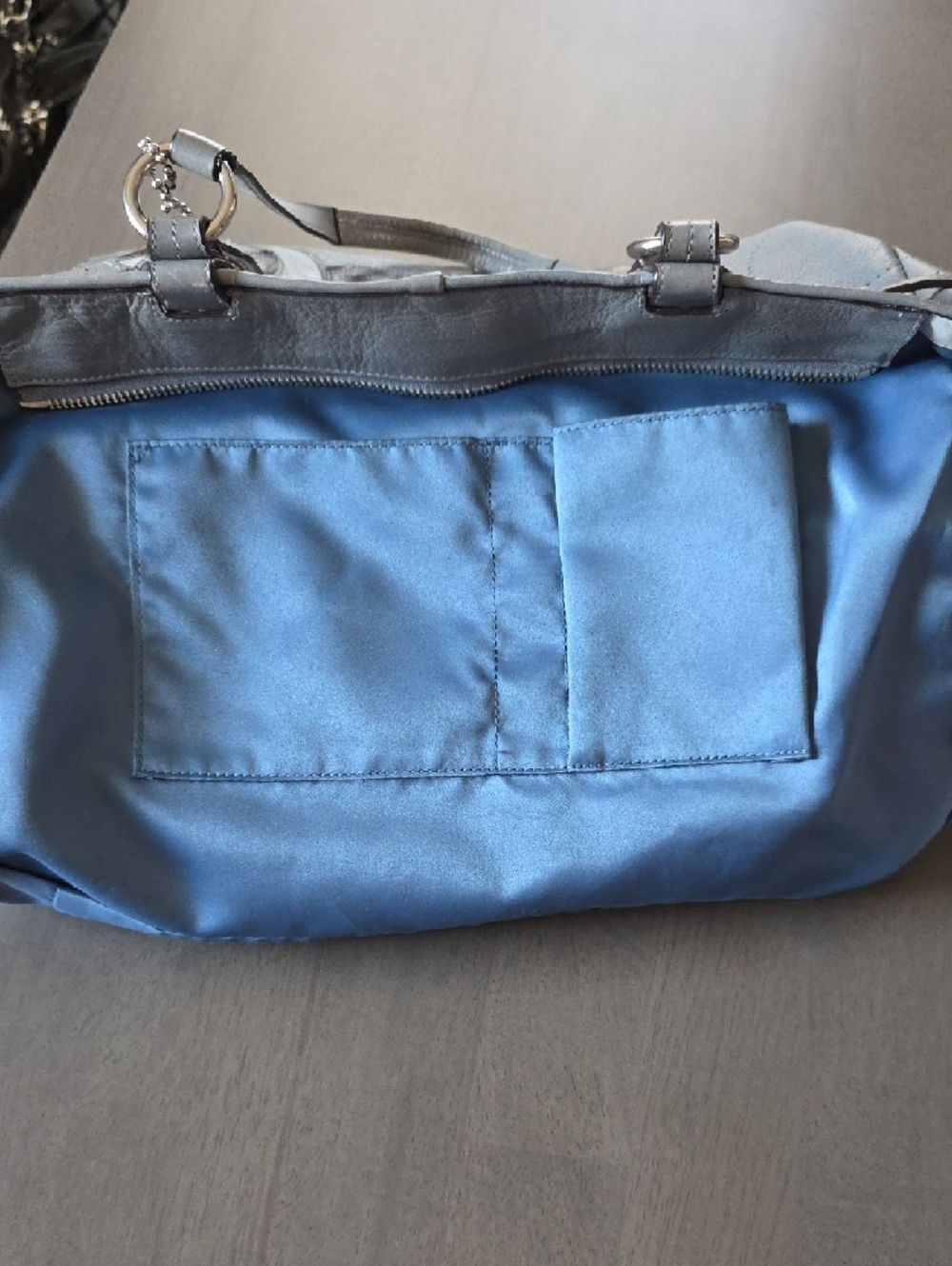 EUC Coach Gray Leather Tote w/ Signature "C" Appliqué - Picture 9 of 10